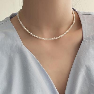 Collier de perles d'eau douce design coréen: Chaîne clavicule polyvalente, fine et élégante pour femmes