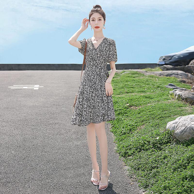 French Floral Tie-Waist Short-Sleeve Dress S