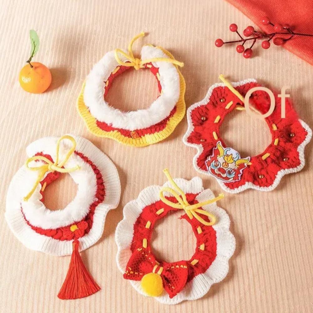 

Hand-Woven Pet Plush Collar Cartoon Cat Holiday Decor Cute Cat Scarf for Puppy M-A
