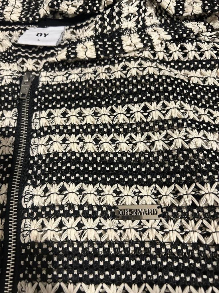 [USED] straykids Hyunjin wears hoodie, size L