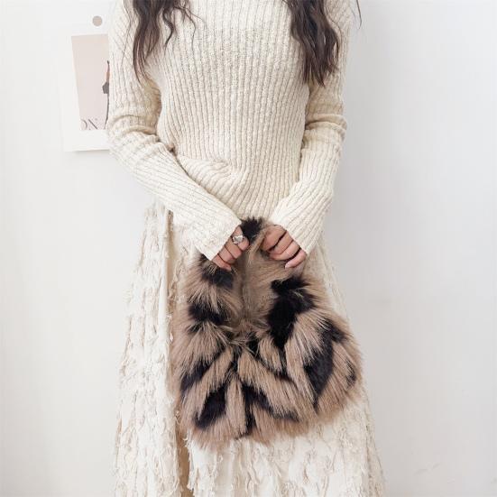 Fuzzy Umhängetasche Damen Kunstfell Umhängetasche Zottelige Fluffy Handtasche mit Ketten-Schulterriemen