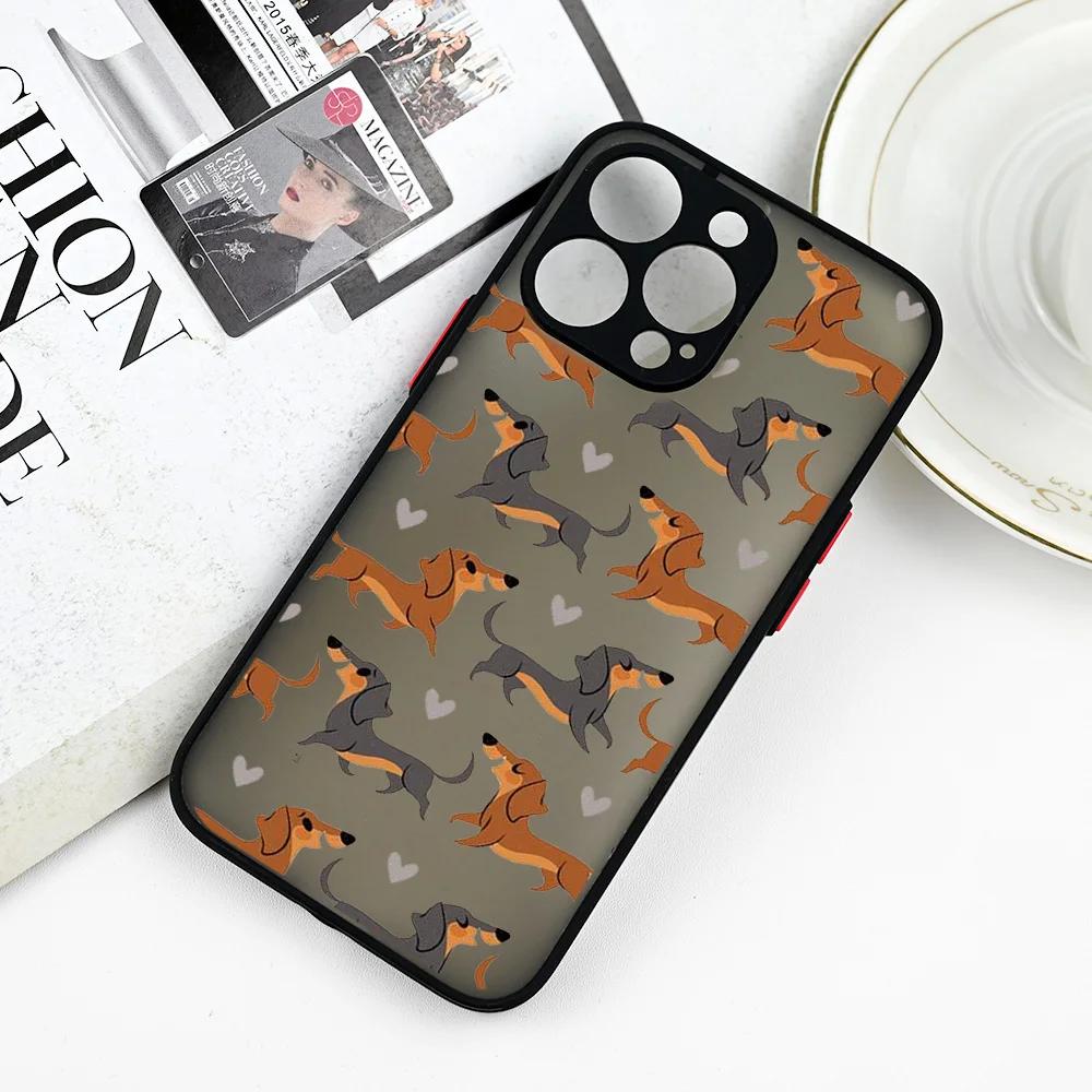 Cute Dachshund Bulldog Phone Case For iPhone 17 Air 16e 15 14 13 12 11 Pro Max Plus Mini SE2020 2022 Cartoons Dog Hard Cover