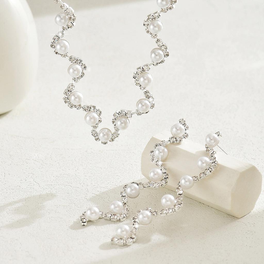 3-teiliges Damenmode-Trend Kupfer-Krallenketten-Serie Quaste Zirkon Halskette Ohrringe Zirkon-Set Hochzeit Bankett Party Feiertagsgeschenk