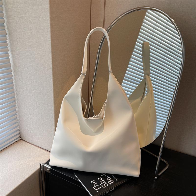 Large Capacity Bag Women's New Summer Relaxation Tote Bag College Students Commuting Shoulder Bag