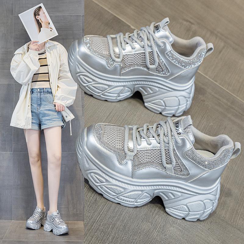 Spring and summer new lightweight breathable soft-soled dad shoes women's outdoor running shoes cool rhinestone sports and leisure shoes