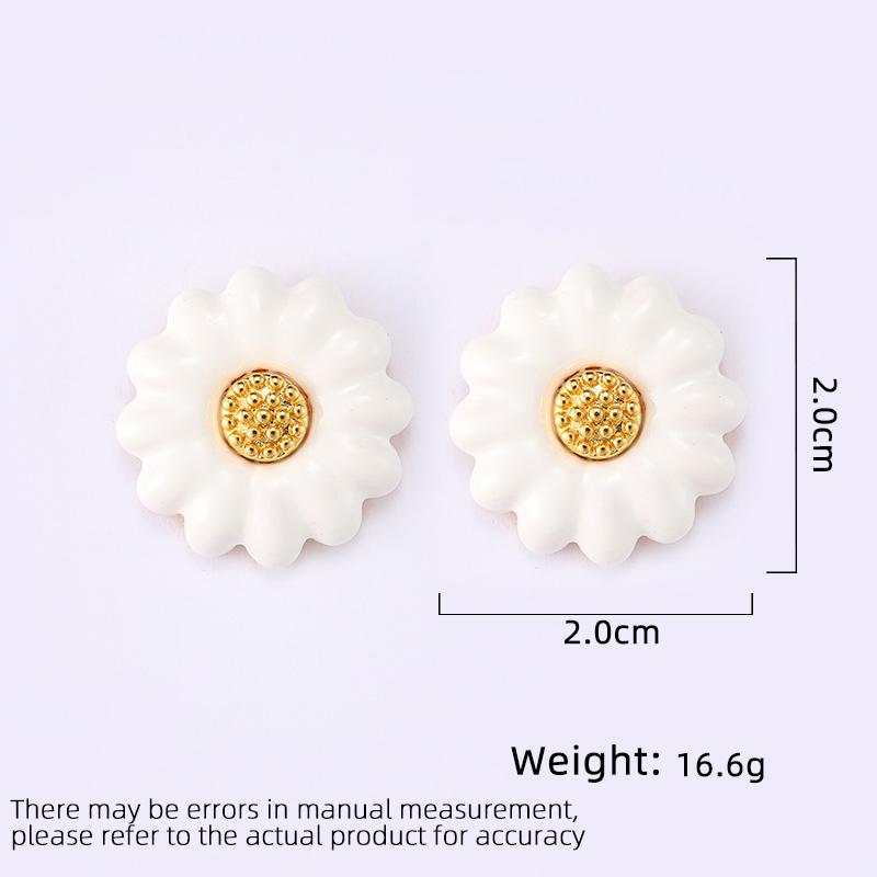 Women's Light Luxury Design Elegant Drop Oil Daisy Flower Earrings Fashionable And Versatile Niche Design Earrings