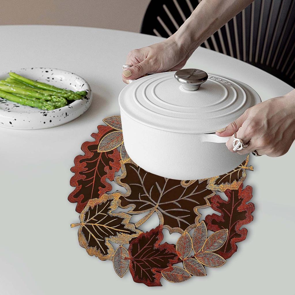 1-5pcs Maple Leaf Placemats Embroidered Table Runner Flocked Brown Maple Rustic Farmhouse Thanksgiving Harvest Decor 35x35cm