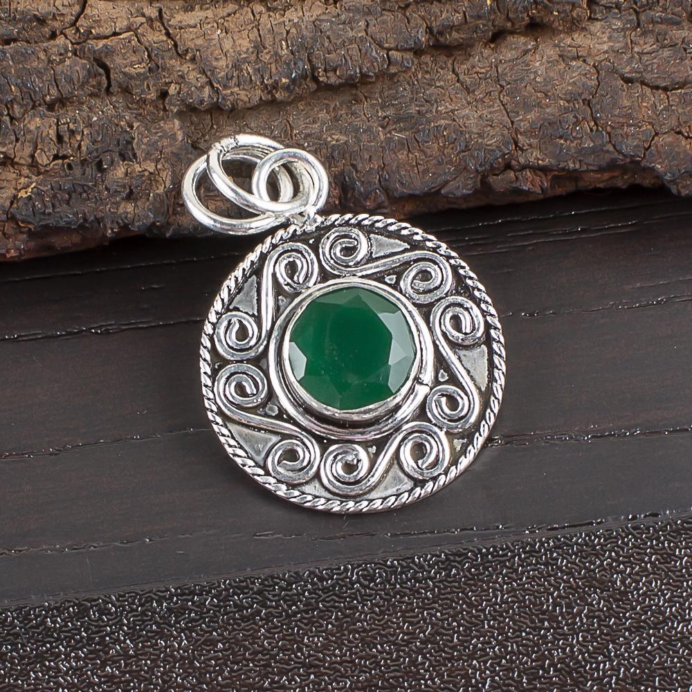 Hänge i grön onyx Handgjorda ädelstenssmycken, 925 massivt sterlingsilverhänge Smycken med unik design