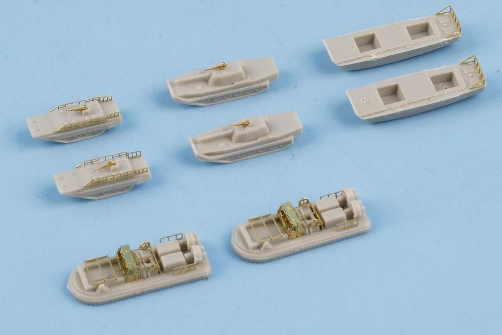 Tetra Model SE Series China Type 072A Large Landing Ship Plastic Model Parts SE7039 1/700 (TR)