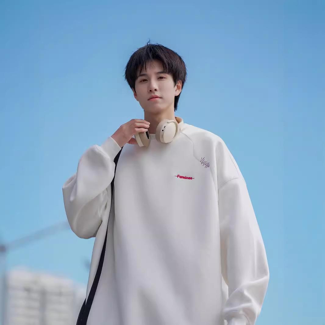 Мужской свитер с круглым вырезом с принтом, осенне-зимний, бархатный, американский трендовый бренд, куртка без капюшона для мальчиков M белый