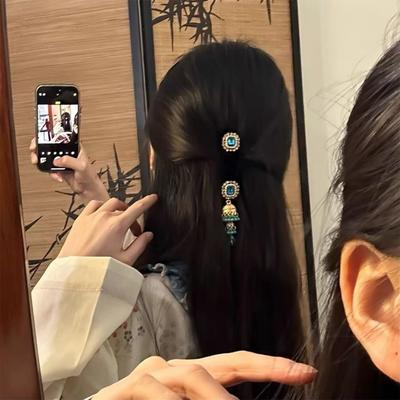 Exquisite Tassel Hair Clip - Unique Chinese Ethnic Style for Bangs