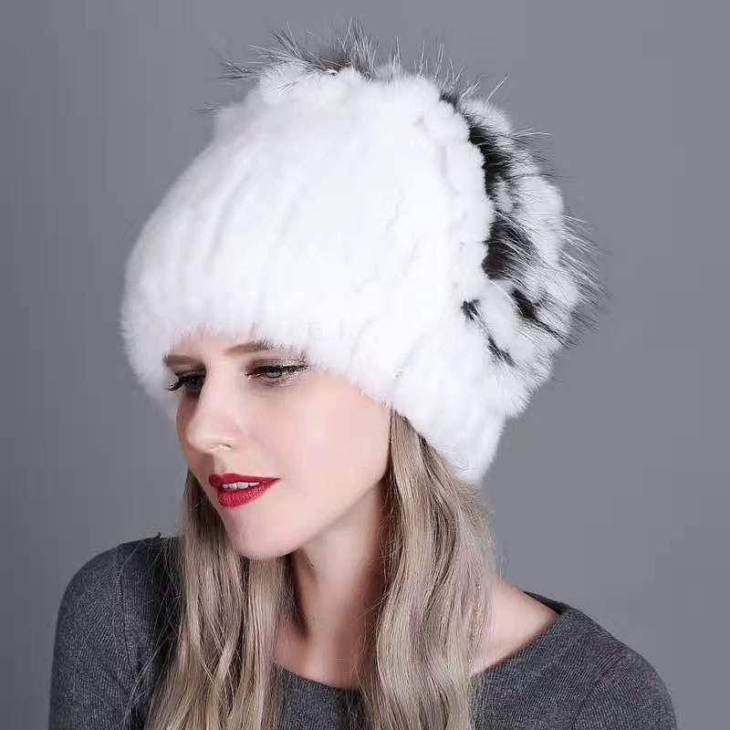 New Women's Fashion Hat - Thickened Warm and Ear-protecting