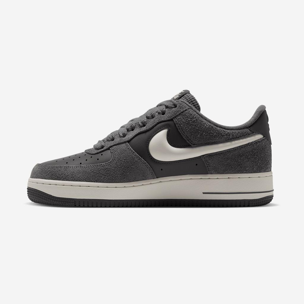 Nike Air Force 1 07 LV8 [IX7786-001]