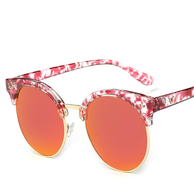 

Солнцезащитные очки Кошачий глаз Поляризованные линзы С покрытием Солнцезащитные очки Солнцезащитные очки Банан Под тем же женским исполнением