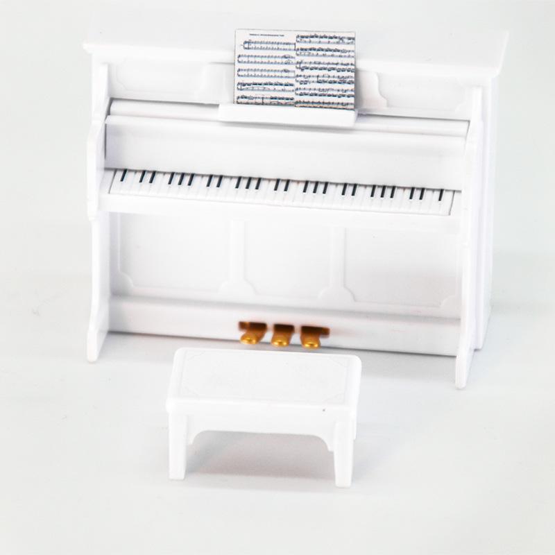 

Набор из 3 пианино с украшением табурета, украшения для кукольного домика, музыкальные инструменты, мини-пианино, используется для аксессуаров для дома, аксессуаров для украшения кукольного домика 3Pcs белый