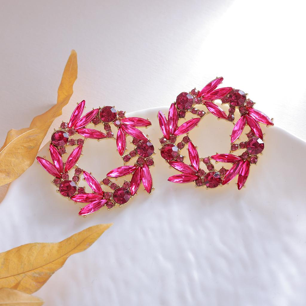 Modern Alloy Geometric Stud Earrings With Gold Pins For Women