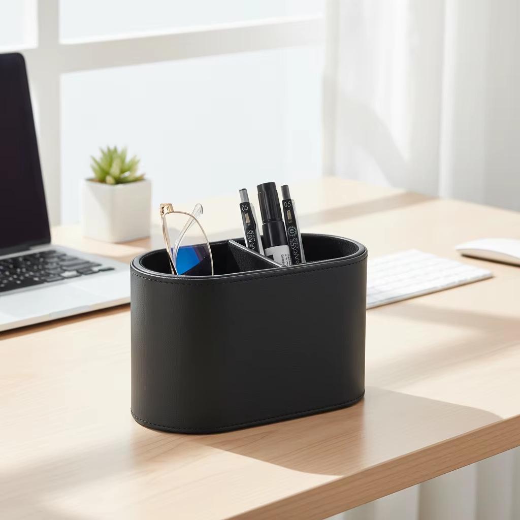 European Oval Leather Pen & Makeup Brush Holder