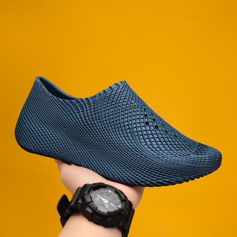 Fashion New Summer Men's Wading Shoes Hollow Out Breathable Beach Sandals Casual Outdoor Slippers Male Water Sandals Big Size 36-45