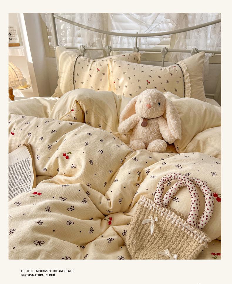 Korean Style Lace Skin-Friendly Double Layer Gauze Printed Bedding Set - Three or Four Pieces