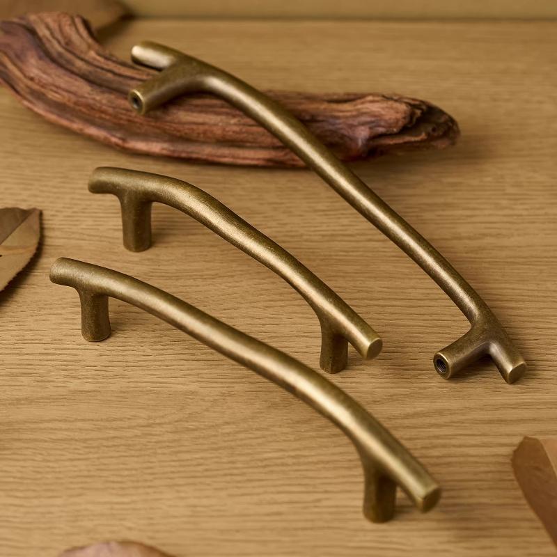 French Retro Brass Hardware Furniture Handles Wardrobe Drawers Shoe Cabinet Knob Creative Antique Bronze Wood Branch Door Pulls
