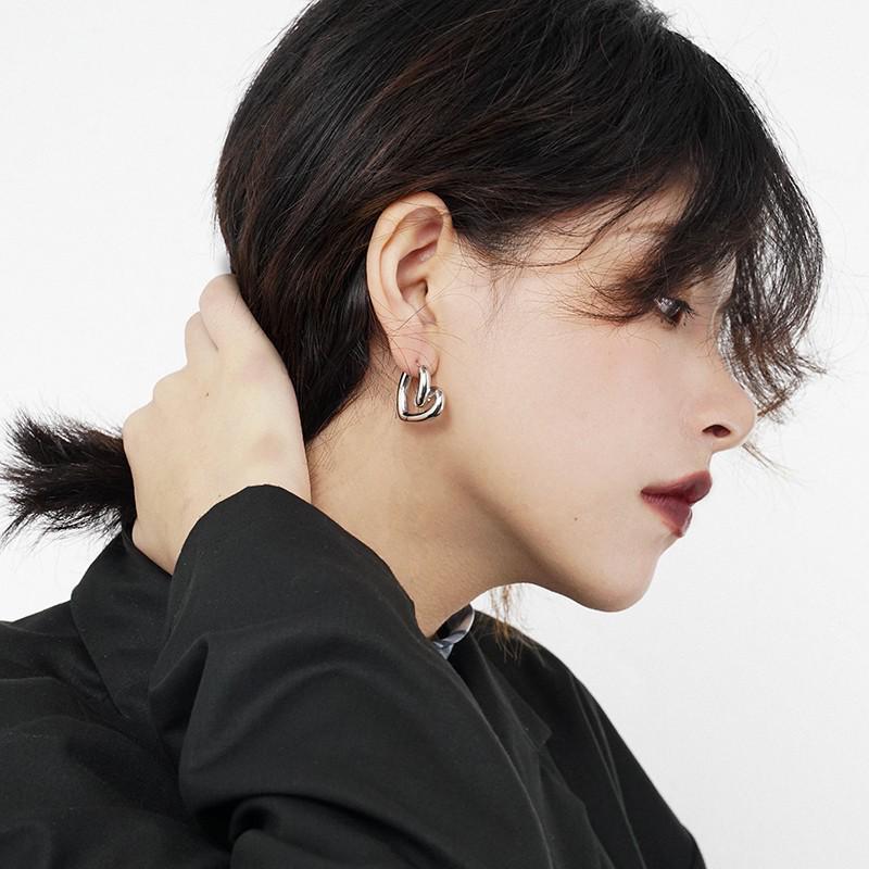 

Серьги Love Needle Silver S925 - Элегантный и модный холодный стиль