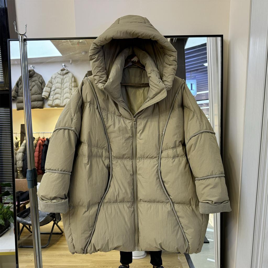 New Down Jacket Women's Medium and Long Puffs Feel Fashionable Large Size Loose Hooded Thickened Warm Tide