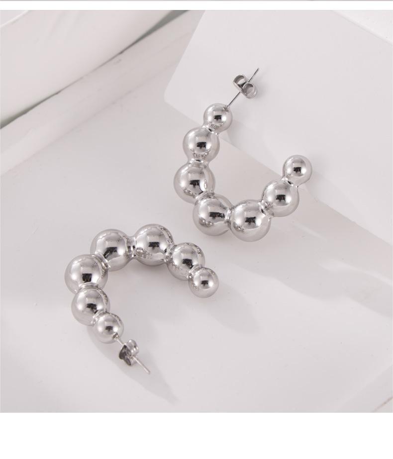 Retro Korean Style Titanium Steel Gradient C-Shaped Earrings with Small Steel Ball