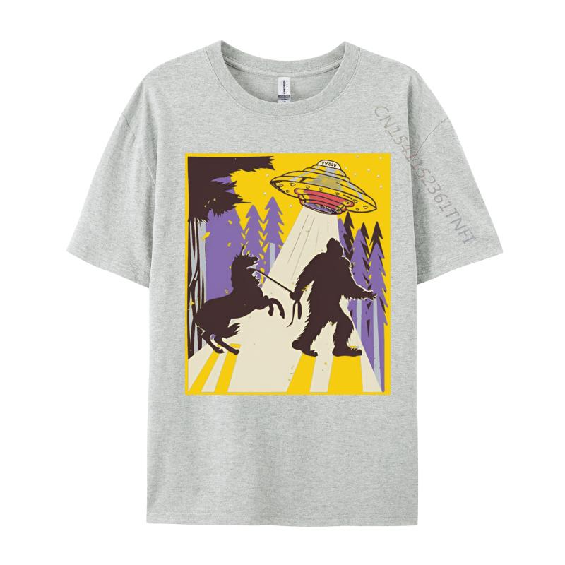 Men Clothing Bigfoot Leading A Unicorn And Ufo Tshirts Vintage Animal Tshirt Printed Tshirt Tops Tees