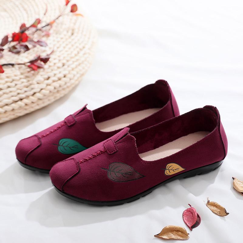  Vintage Handmade Women Soft Cotton Fabric Embroidered Flat Shoes Comfortable Ladies Walking Sneakers with Mesh Shoes