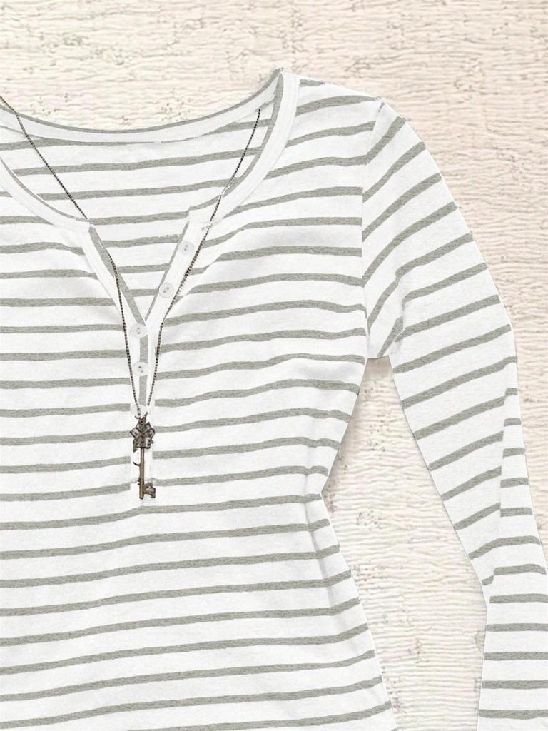 European & American Striped V-neck Long-sleeve Slimming T-shirt - Autumn/Winter Casual Korean Style