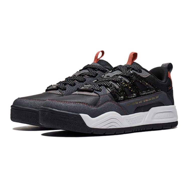 Li Ning Youth  Kids Sports Lifestyle Series Versatile Non-Slip Wear-Resistant Low-Top Kids Skate Shoes Kids Skate Shoes Black YKCT138-5