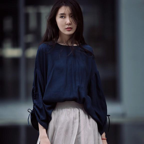 

Autumn 2021 Solid Color Loose Long Sleeve Women s Pullover Top One Size темно-синий