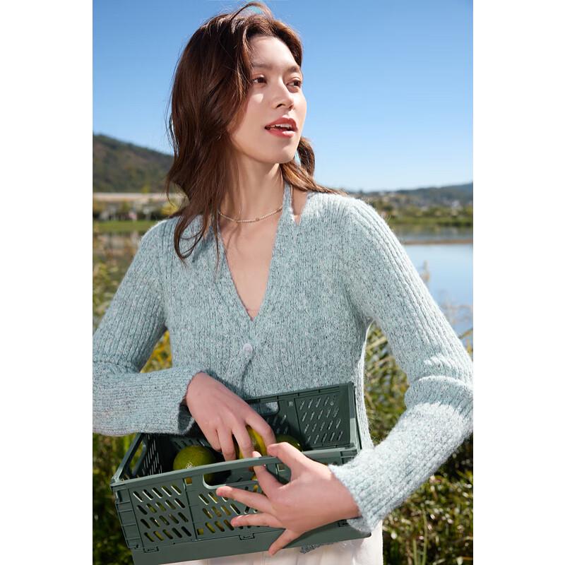 Sancai Plus Size Elegant Fake Two-Piece V-Neck Knitted Sweater