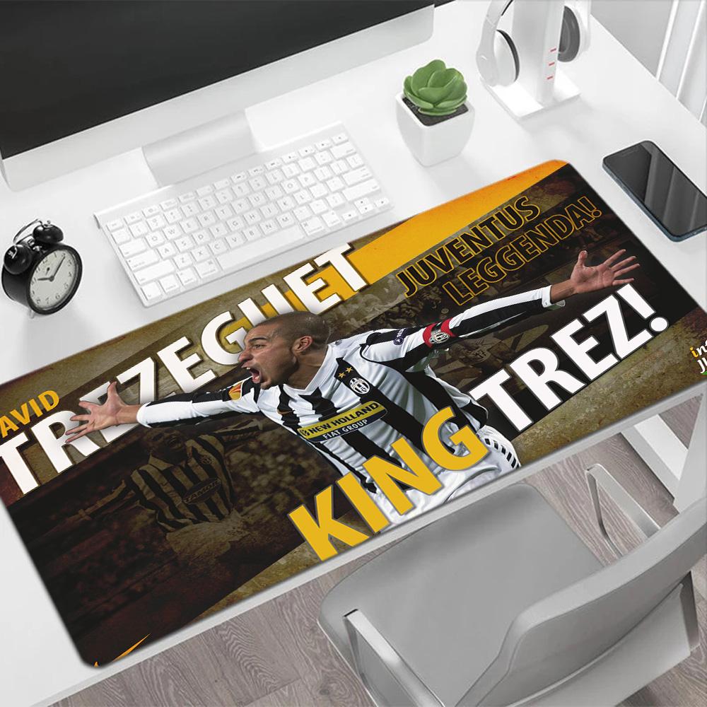 Soccer Player Action Gaming Mouse Pad Desk Mat Desktop Mouse Pad Non-Slip Rubber Base Perfect Gift for Gamers