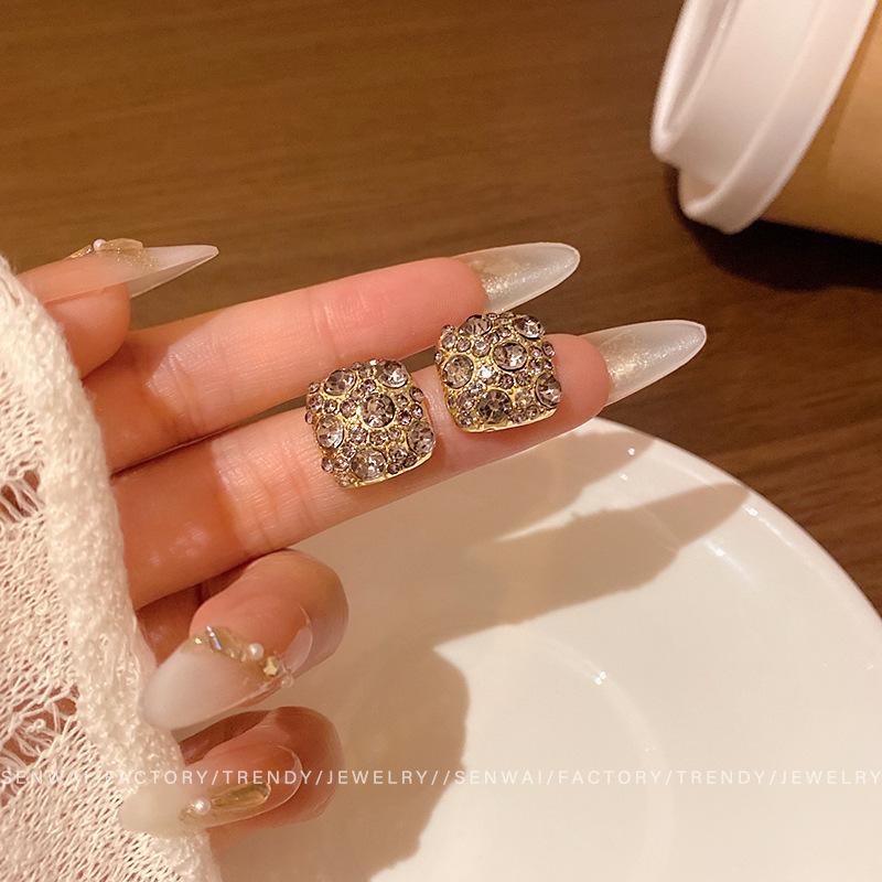 Delicate square black rhinestone stud earrings women's light luxury full diamond earrings Korean version retro earrings