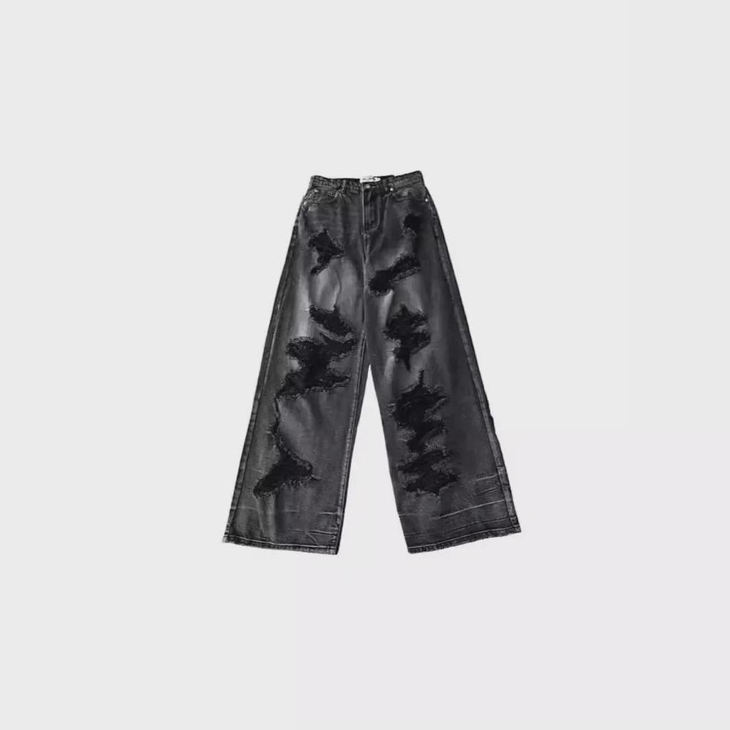 Zerrissene Sommerjeans für Damen im Used-Look: High Street American Style, weites Bein, lockere Passform, vielseitige lange Hose