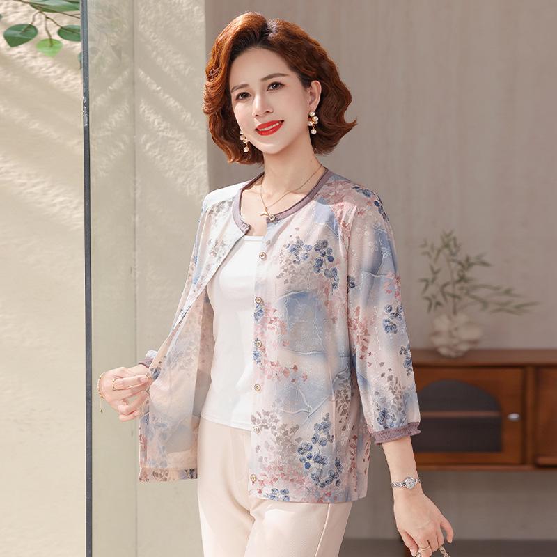 

2026 Elegant Summer Print Round Neck 3/4 Sleeve Loose T-shirt for Moms & Seniors 110 (Suggested: 90-105 kg) синій