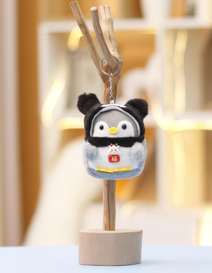 Penguin Cute Animal Plush Keychain With Short Pile Fabric For Gift Decoration