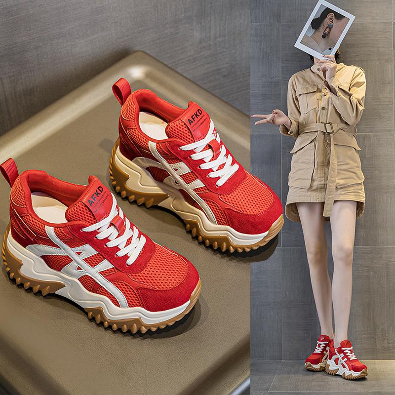 Small man inner height increase dad shoes women's 2025 autumn new sports shoes platform German training shoes versatile casual women's shoes