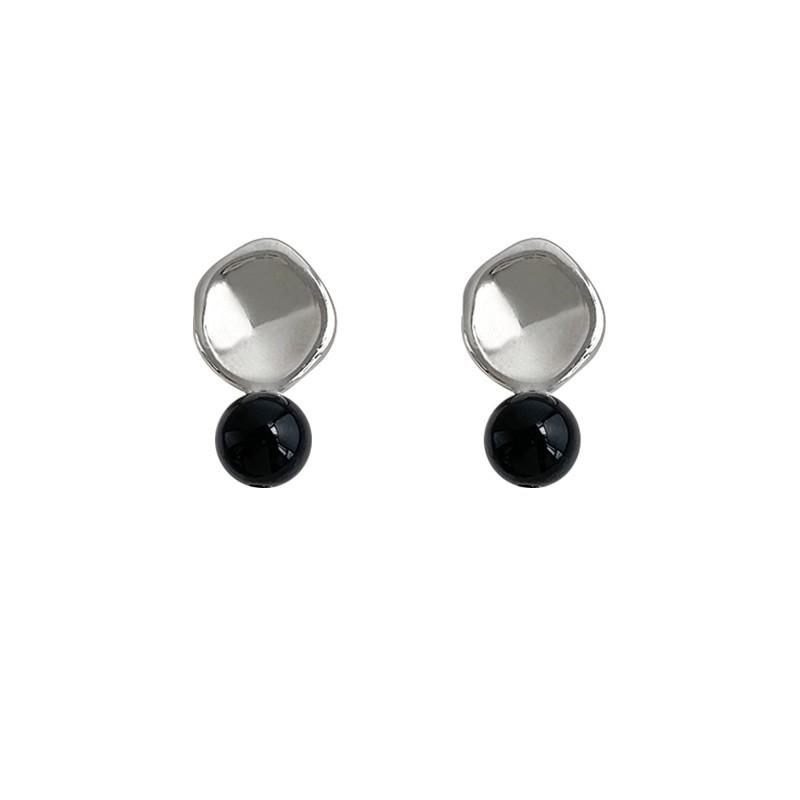 Geometric Oval Glossy Stud Earrings Female Niche Design Sense Temperament Simple
