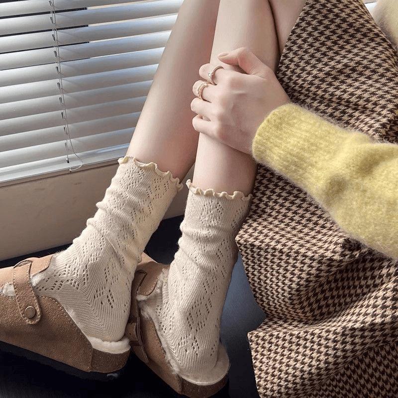 Fashionable Sweet College Style Lace Hollow Breathable Stacked Socks