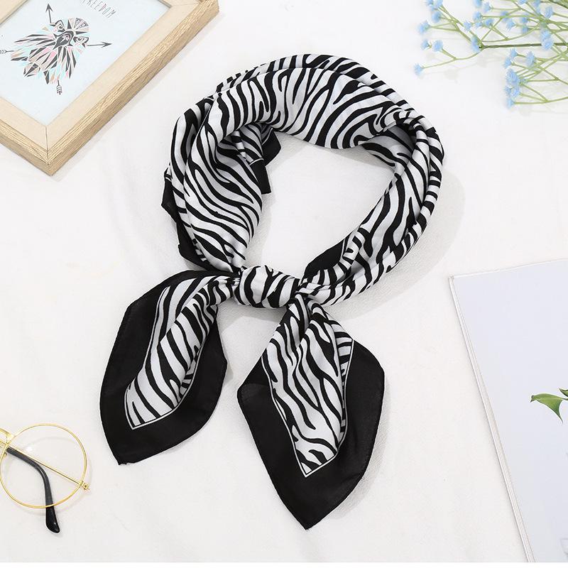 Retro Print Imitation Silk Neck Scarf for Women - Versatile High-End Neck Protector