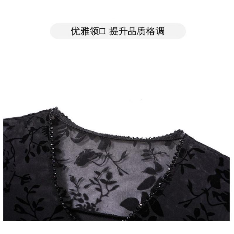Women's Black Lace Patchwork Top Elegant 3/4 Sleeve Velvet Blouse