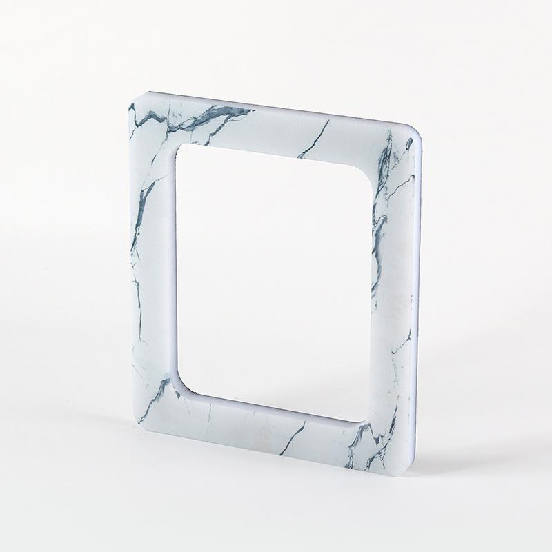 

Современная Простая Полосатая Разделочная Доска Украшения Модельная Комната Кухня Офис Продаж Мягкий Декор Шкаф Выставочный Зал Креативная Мебель