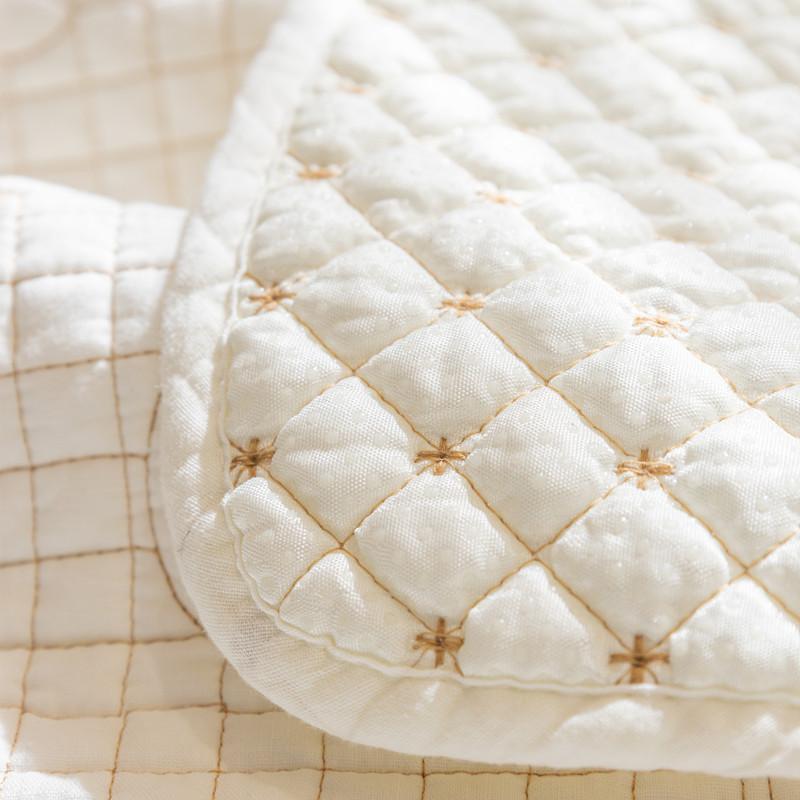 Four Seasons Universal Cotton Washing Embroidery Sofa Cushion Modern Simple Fresh Color Non-Slip Sofa Cushion Towel Wholesale