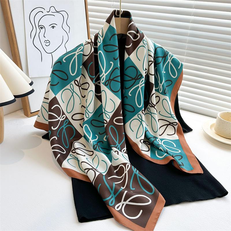 Ginkgo biloba silk scarf flower gradual change color matching scarf women's new square scarf 91cm twill silk jacquard shawl