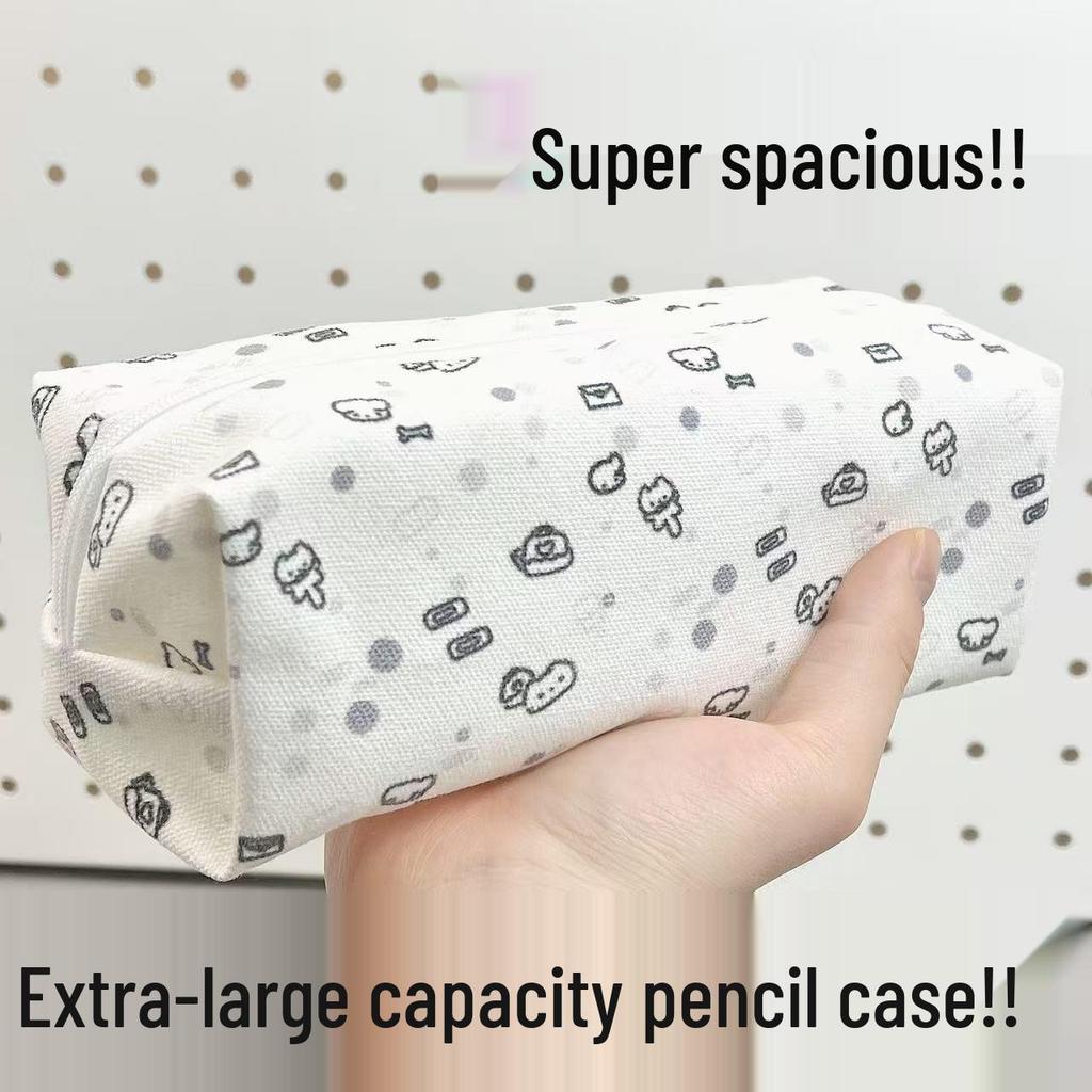Adorable Kitten Pencil Case: Spacious, Multifunctional Stationery Storage for Girls
