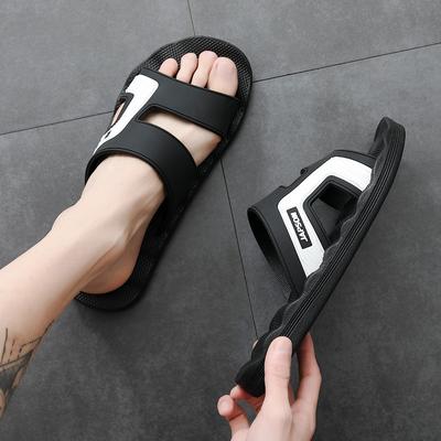 Summer Men's Slippers Are Anti-skid Breathable and Quick Drying Large Casual Sandals