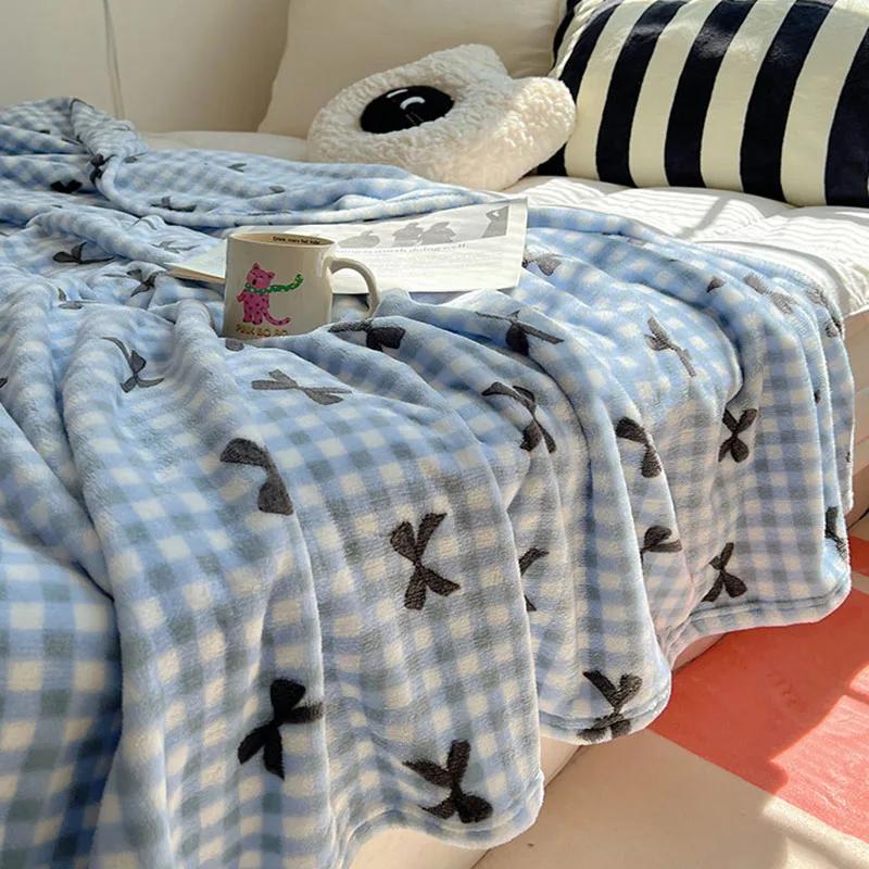 Cute Printed Milk Coral Fleece Cozy Blankets Warm Office Nap Sofa Air Conditioning Blanket Soft Shawl Quilt for Dormitory Home