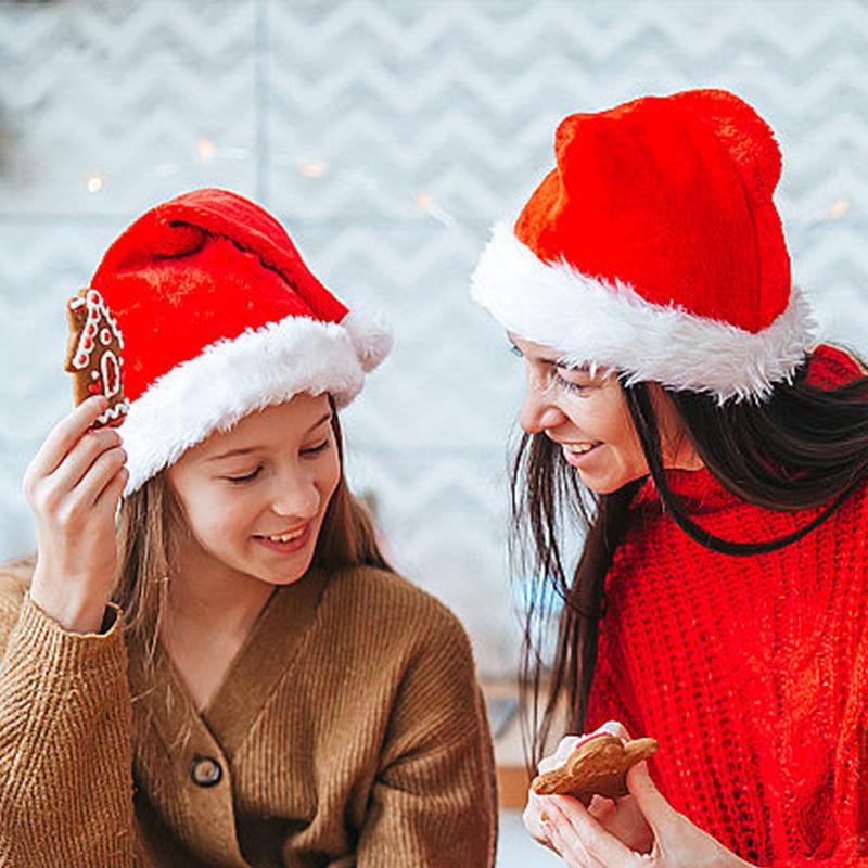 Red Plush Light-Up Christmas Hat for Adults & Children - Festive Party Decoration